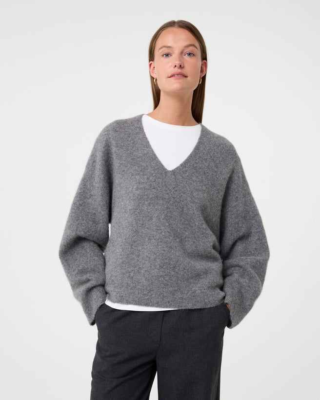 Lucia Pullover | Mid Grey Lucia Pullover | Mid Grey