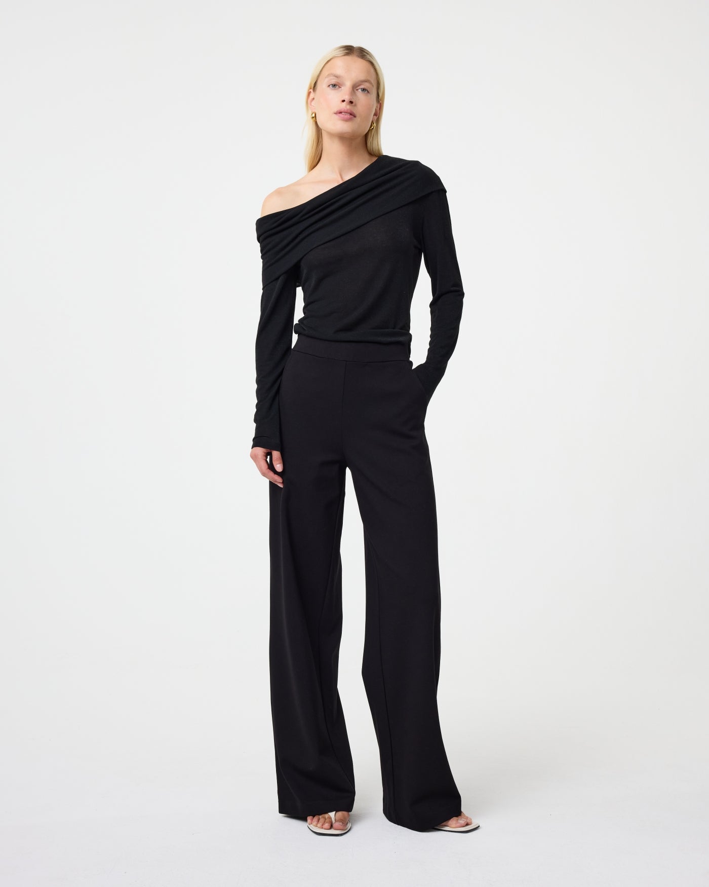Patty Top | Black Patty Top | Black