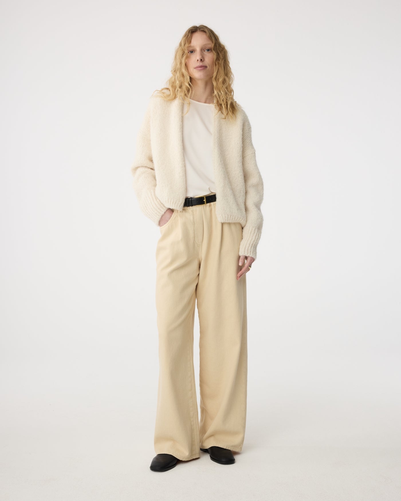 Becky Cardigan | Ivory