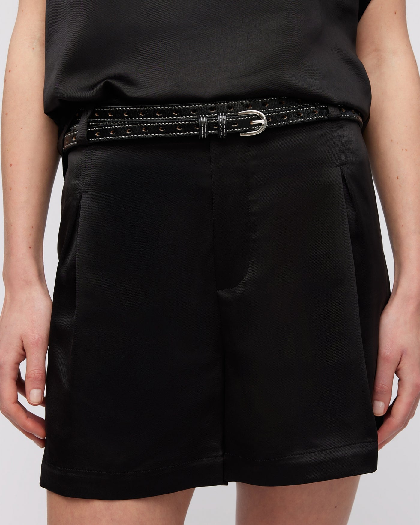 Jule Shorts | Black