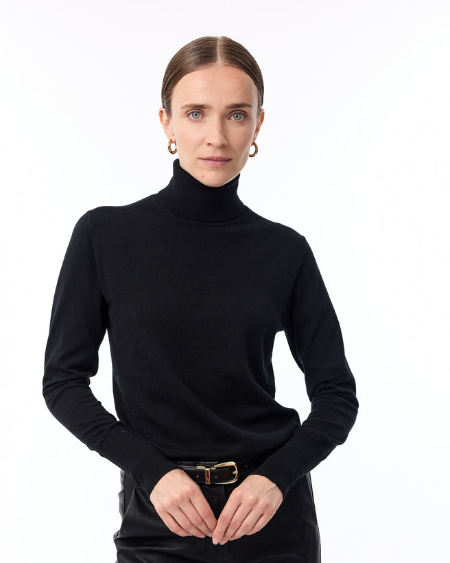 Lauren Pullover | Black