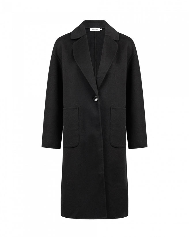 Avery Coat | Black