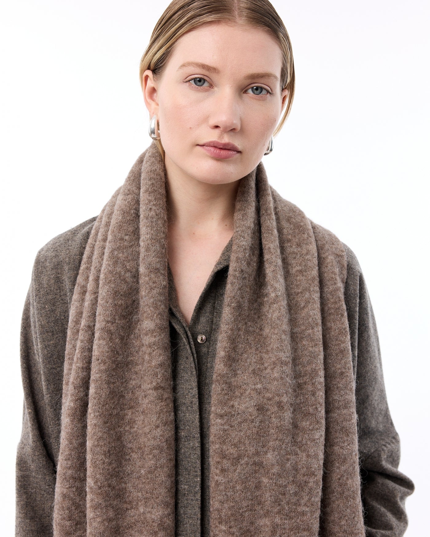 Evi Scarf | Walnut