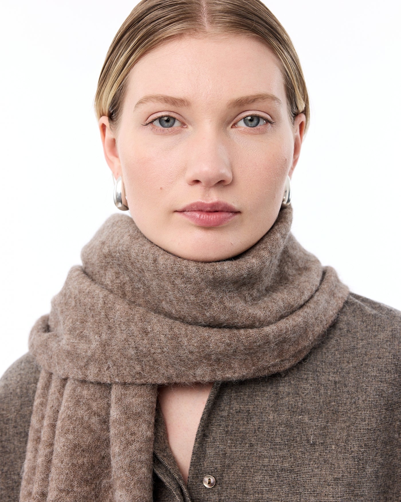 Evi Scarf | Walnut