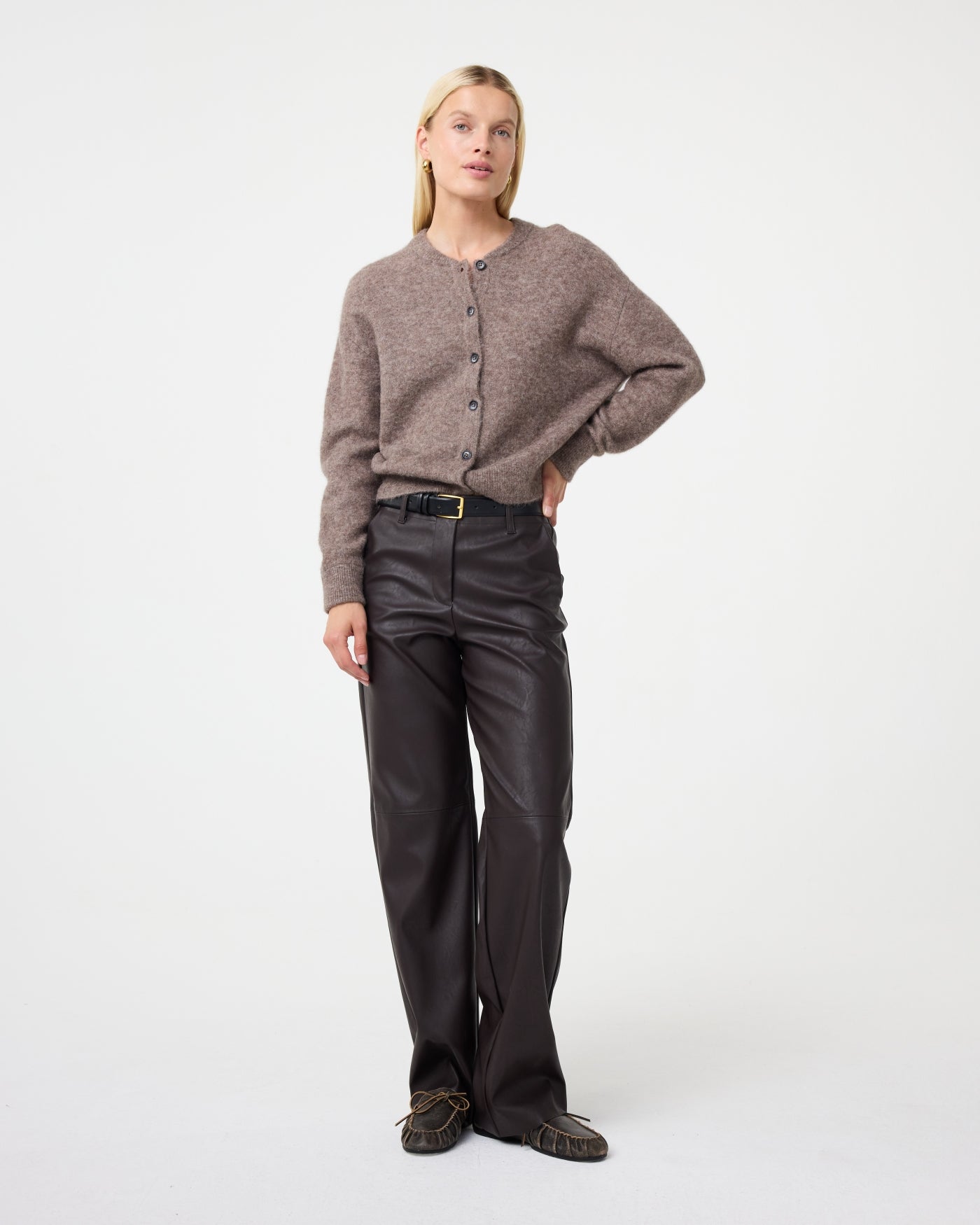 Britney Cardigan | Walnut