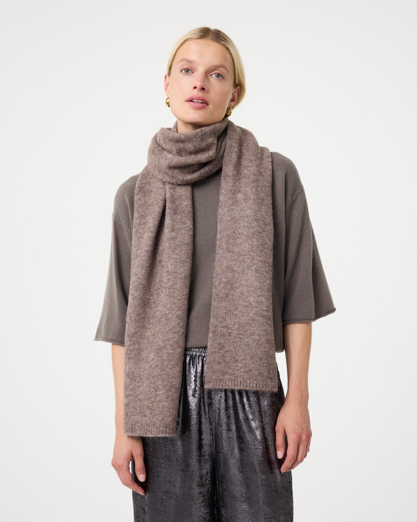Evi Scarf | Walnut