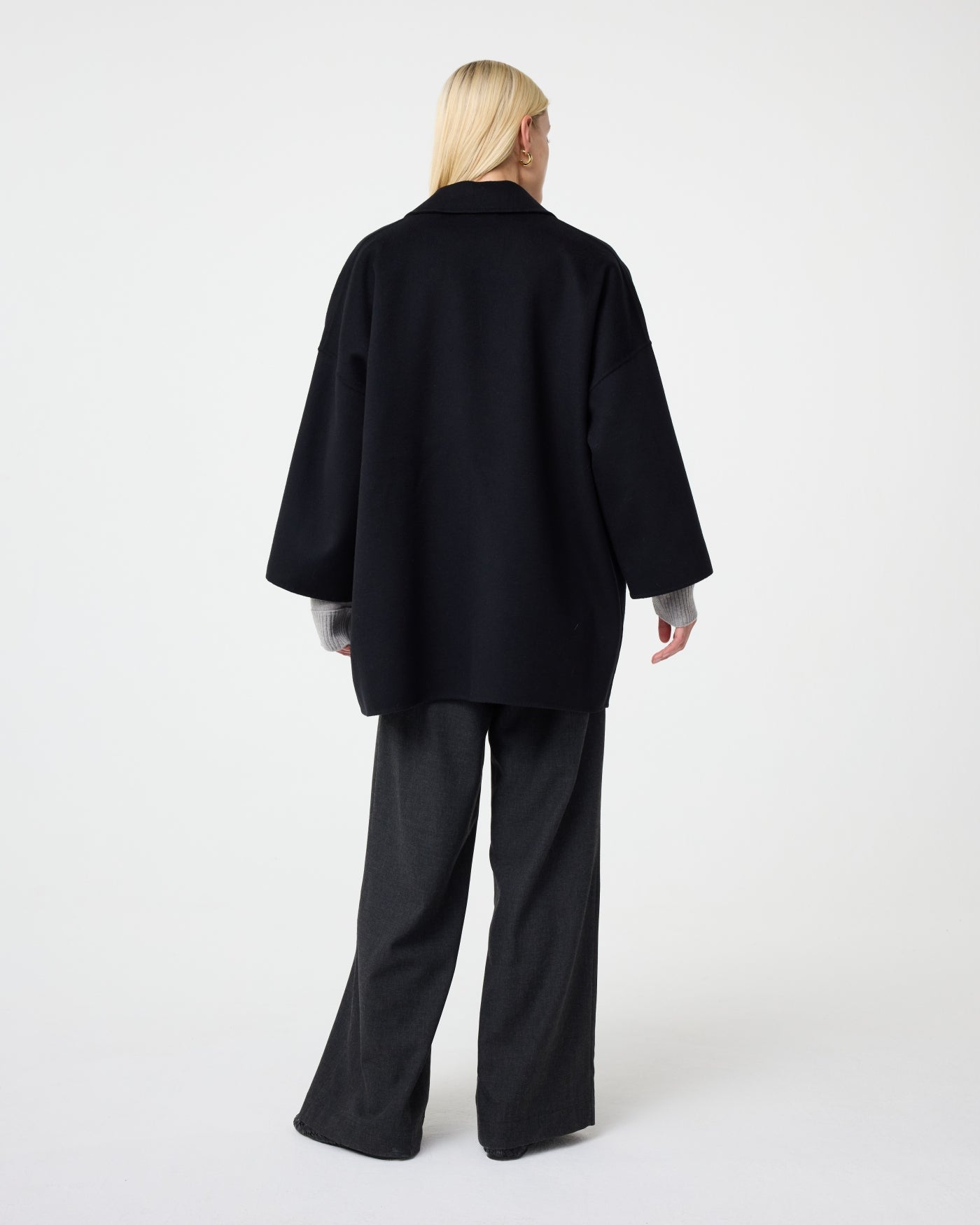Cape Coat | Black