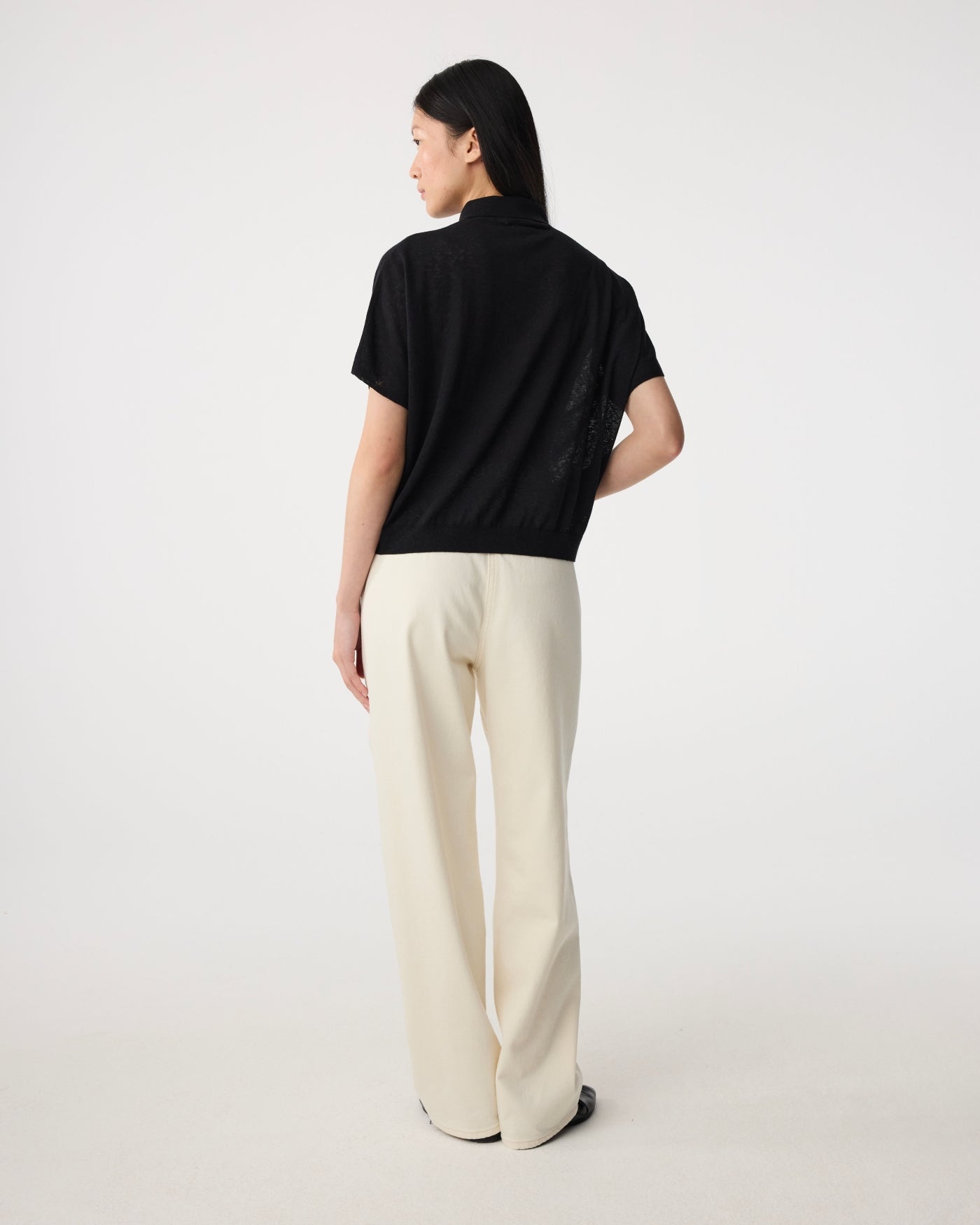 Gaze Pullover | Black