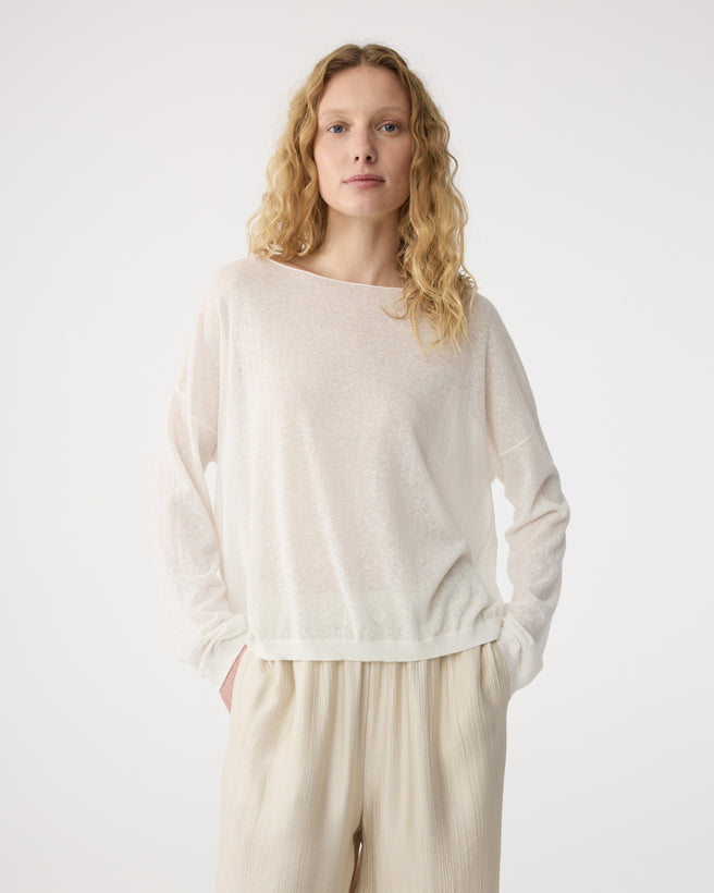 Gill Pullover | White