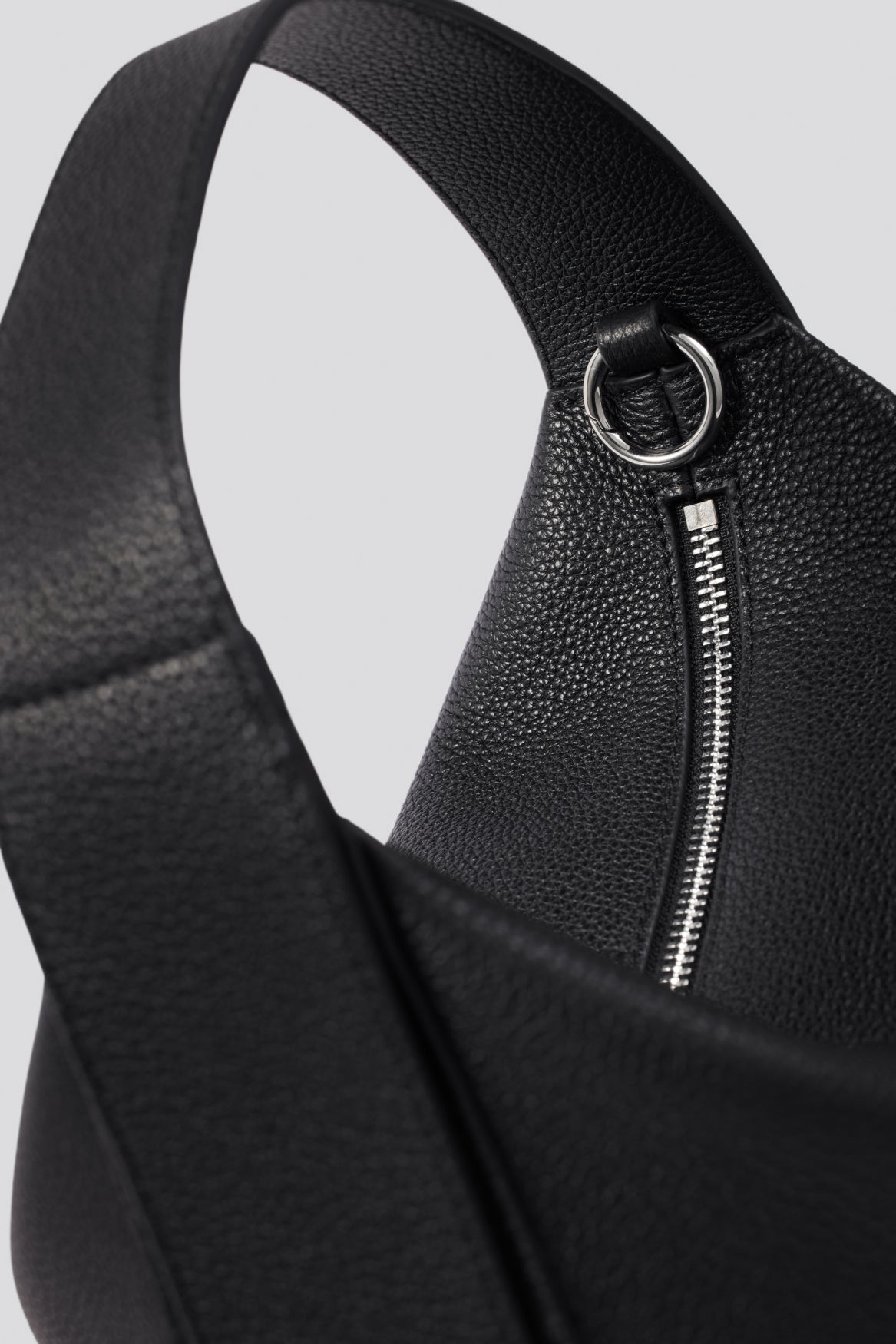 Kirù - Zaha Buckle Bag mini | Black