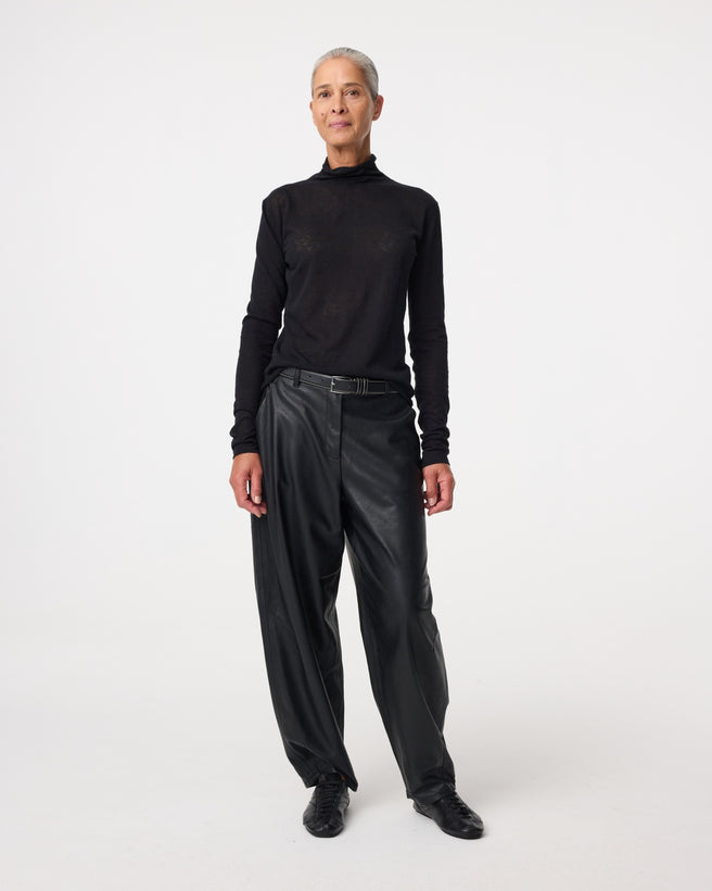 Roline Pullover | Black