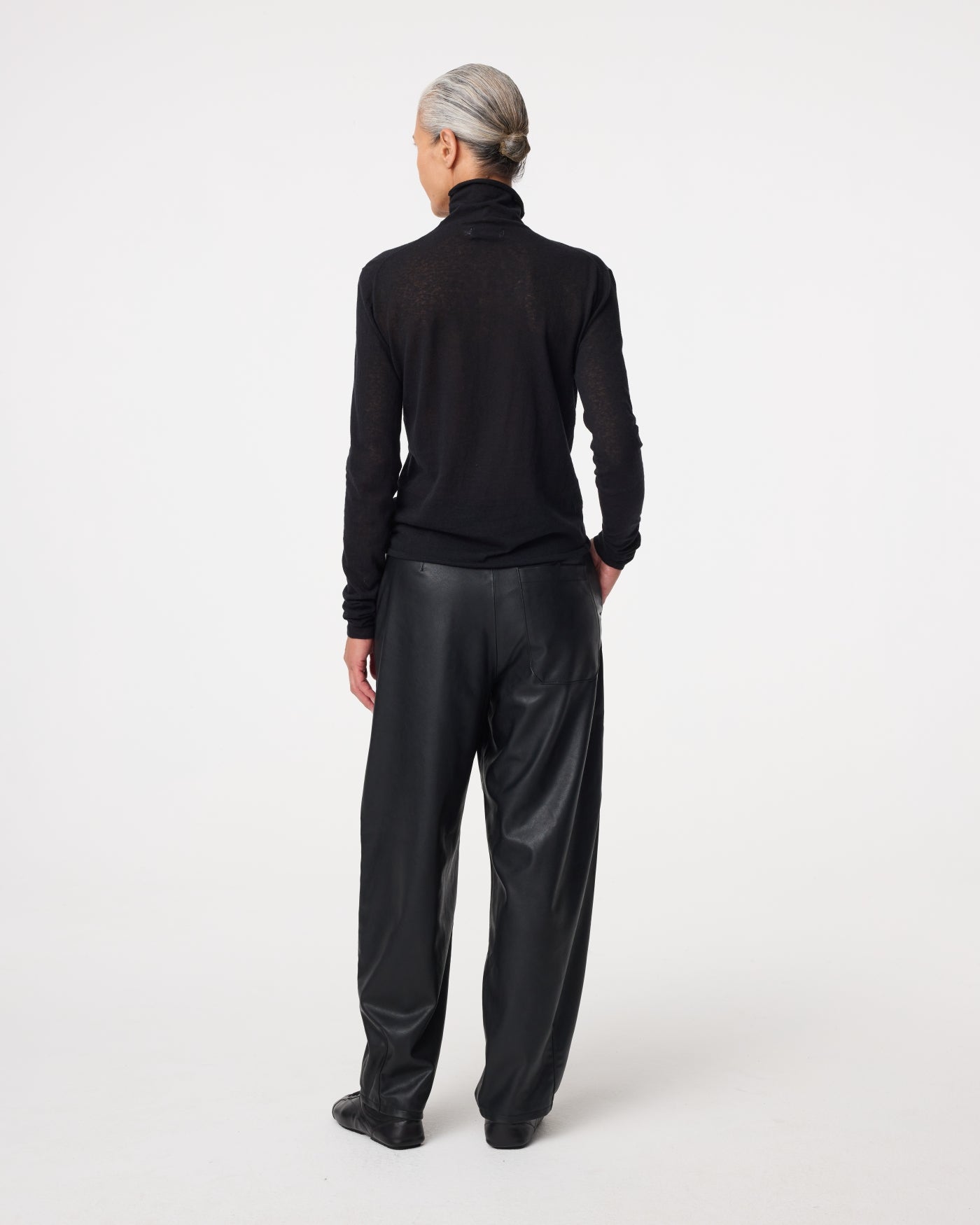 Roline Pullover | Black
