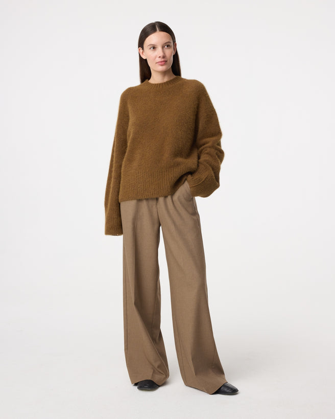Wolf Pullover | Hazel